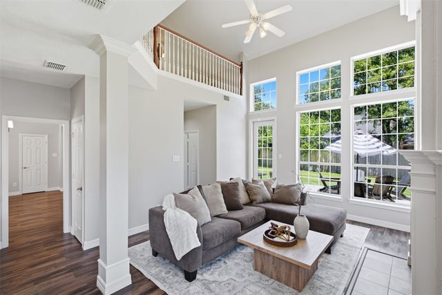 1395 Clear Creek Drive, Lewisville, TX 75067