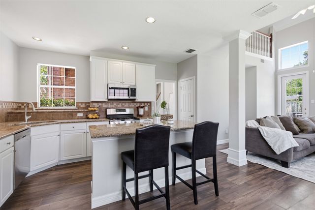 1395 Clear Creek Drive, Lewisville, TX 75067