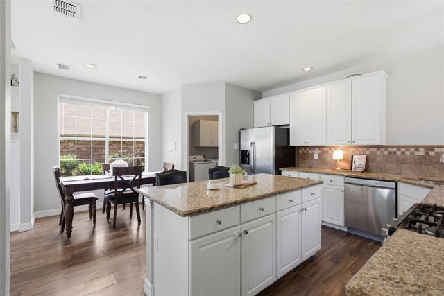 1395 Clear Creek Drive, Lewisville, TX 75067