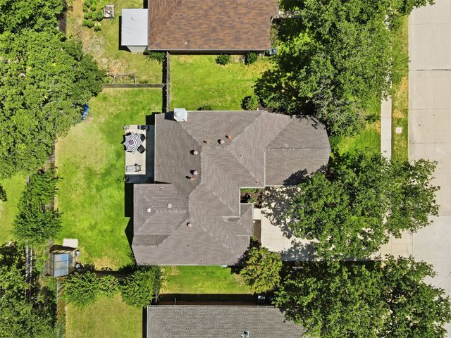 1395 Clear Creek Drive, Lewisville, TX 75067