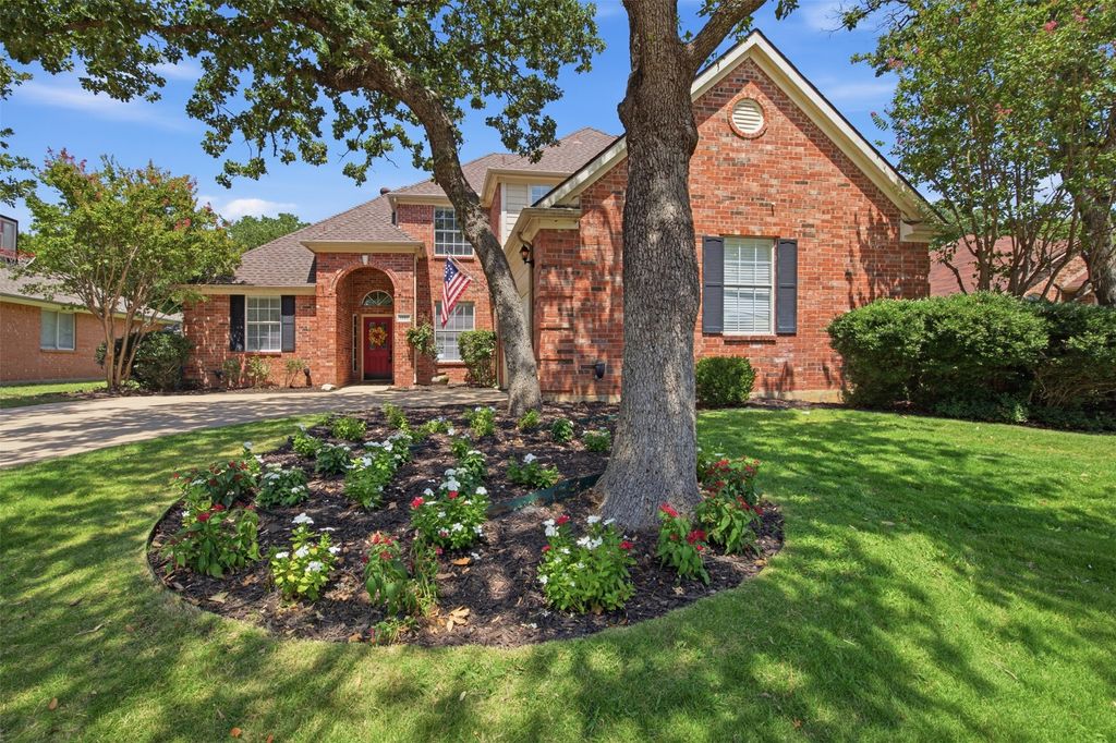 1395 Clear Creek Drive, Lewisville, TX 75067