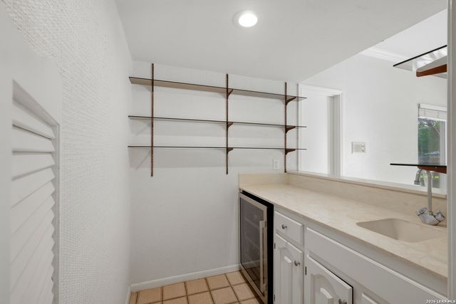 13307 LA VISTA DR, San Antonio, TX 78216