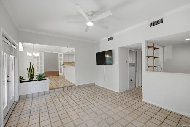 13307 LA VISTA DR, San Antonio, TX 78216