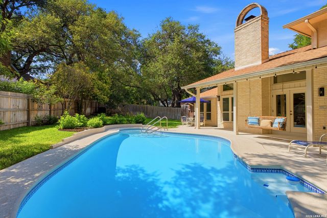 13307 LA VISTA DR, San Antonio, TX 78216