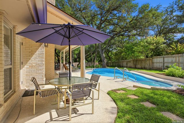 13307 LA VISTA DR, San Antonio, TX 78216