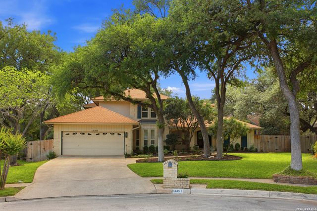 13307 LA VISTA DR, San Antonio, TX 78216