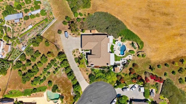 2278 Lindsey Court, Fallbrook, CA 92028