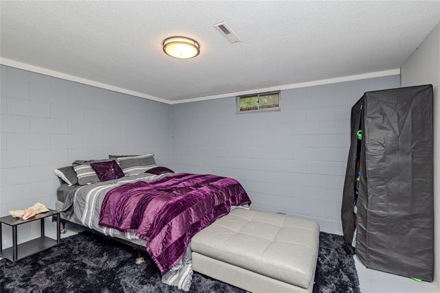 415 NE 4th Street, Stuart, IA 50250