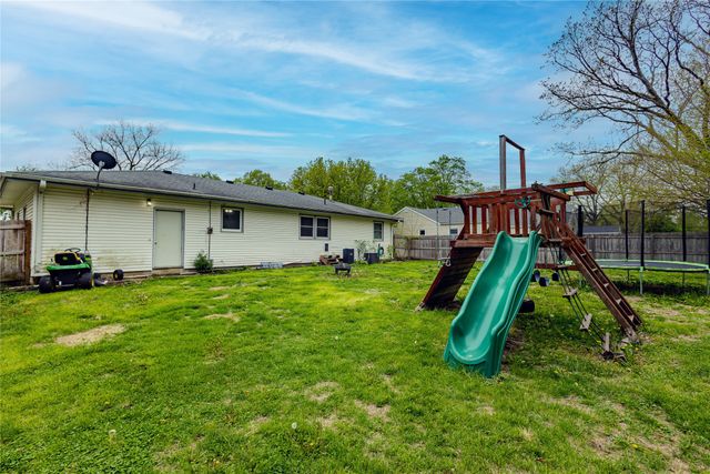 415 NE 4th Street, Stuart, IA 50250