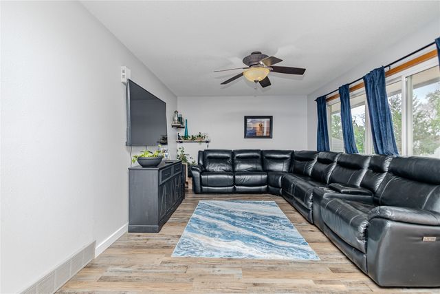 415 NE 4th Street, Stuart, IA 50250