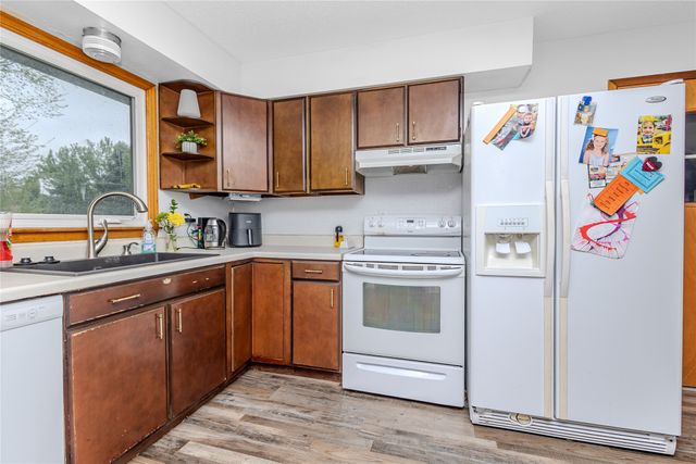 415 NE 4th Street, Stuart, IA 50250