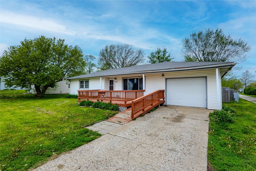 415 NE 4th Street, Stuart, IA 50250