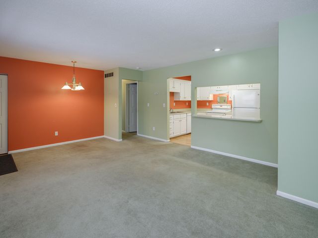 10185 Foxhollow Court, Portage, MI 49024