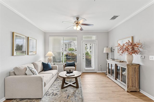 14807 Woodland Hills Drive 3309, Houston, TX 77396