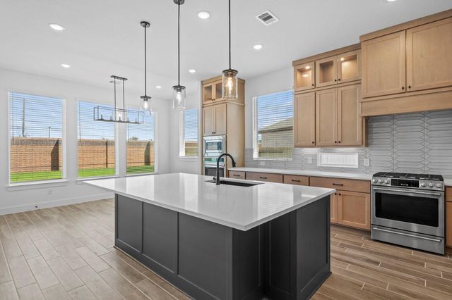 1209 Emerald Lake Drive, Katy, TX 77493