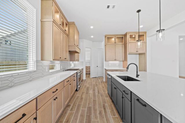 1209 Emerald Lake Drive, Katy, TX 77493