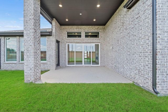 1209 Emerald Lake Drive, Katy, TX 77493