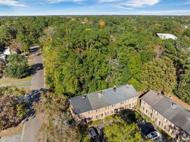 302 Springview Lane 11, Summerville, SC 29485