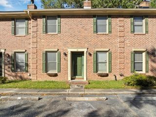 302 Springview Lane 11, Summerville, SC 29485