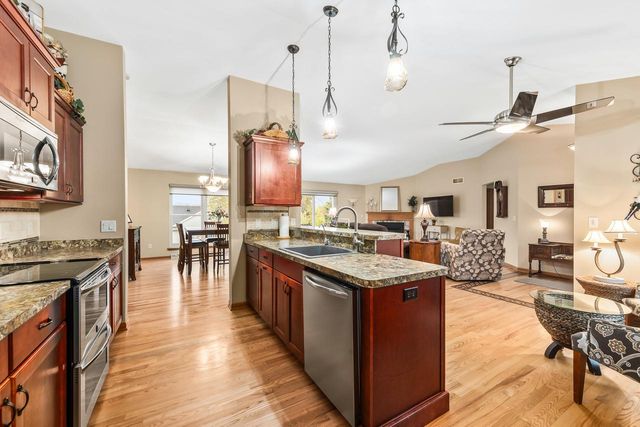 2508 Manchester COURT, Waukesha, WI 53188