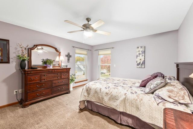 2508 Manchester COURT, Waukesha, WI 53188