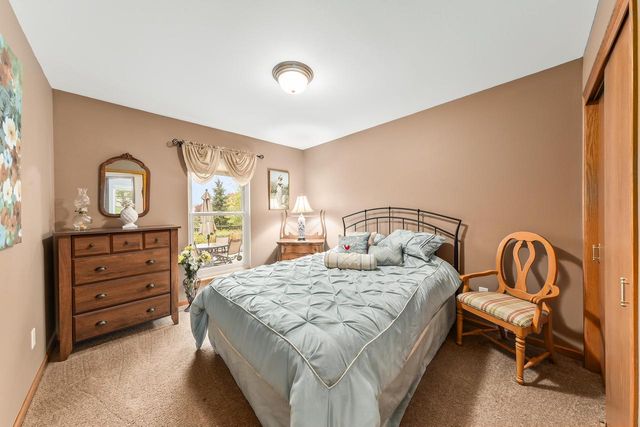 2508 Manchester COURT, Waukesha, WI 53188