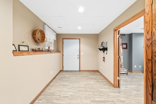 2508 Manchester COURT, Waukesha, WI 53188