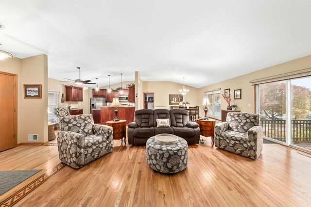 2508 Manchester COURT, Waukesha, WI 53188