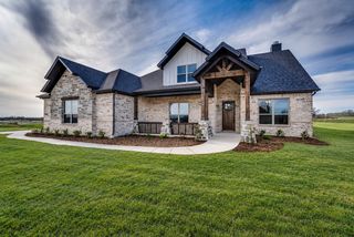 451 Paradise Ridge Drive, Waxahachie, TX 75167