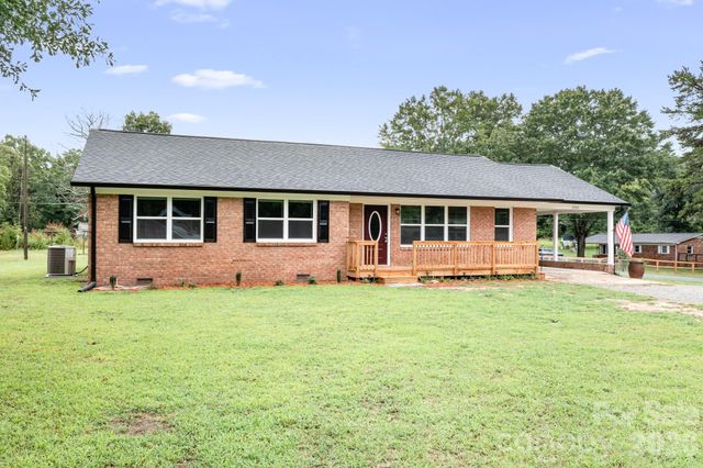 3388 Rhyne Forest Road, Iron Station, NC 28080