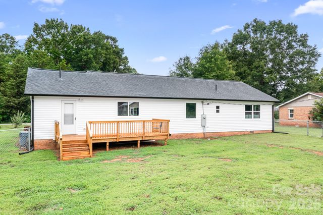 3388 Rhyne Forest Road, Iron Station, NC 28080