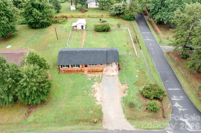 3388 Rhyne Forest Road, Iron Station, NC 28080