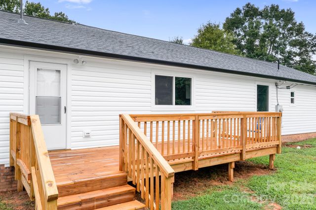 3388 Rhyne Forest Road, Iron Station, NC 28080