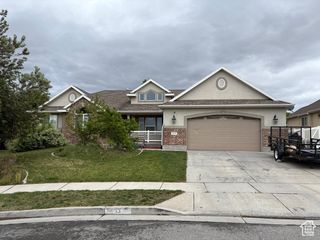 5633 W CORAL MOUNT LN, Salt Lake City, UT 84118