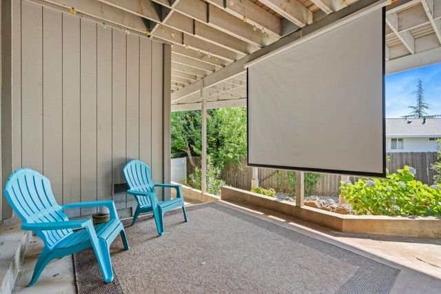 3133 Woodleigh Ln, Cameron Park, CA 95682