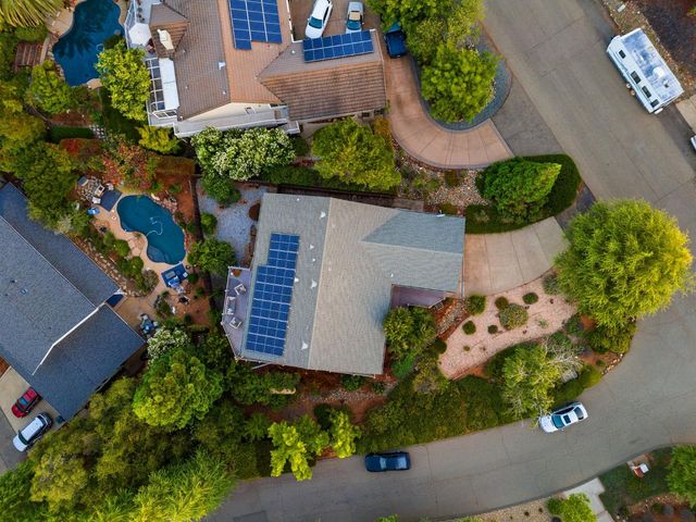 3133 Woodleigh Ln, Cameron Park, CA 95682