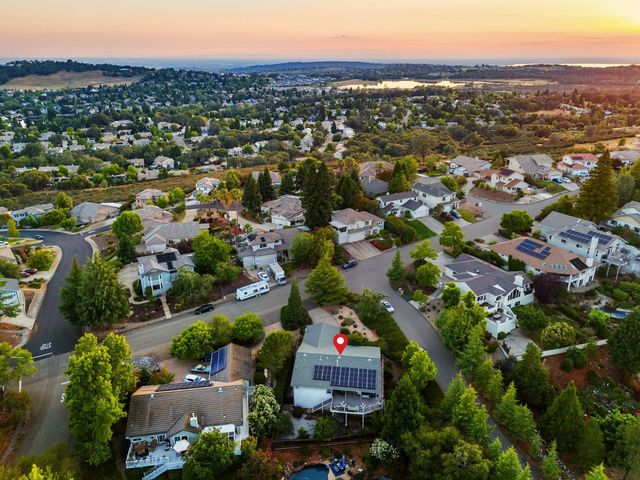 3133 Woodleigh Ln, Cameron Park, CA 95682