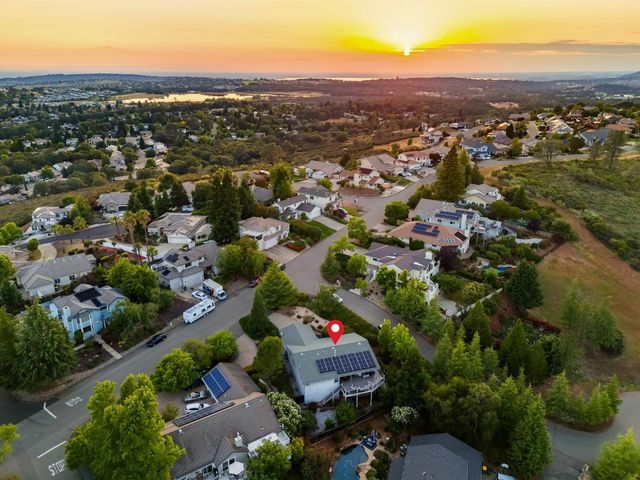 3133 Woodleigh Ln, Cameron Park, CA 95682