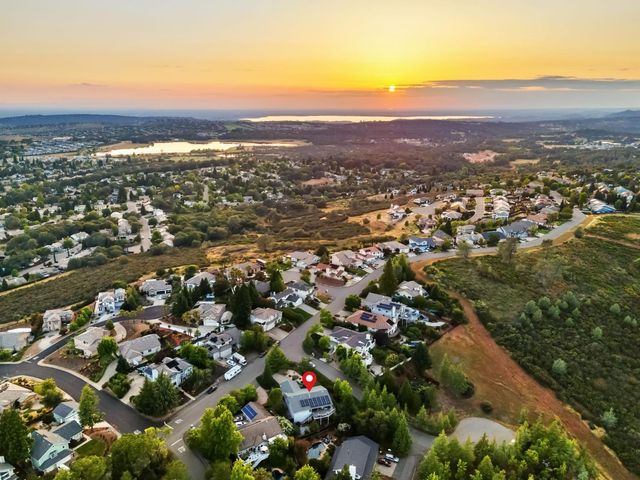 3133 Woodleigh Ln, Cameron Park, CA 95682