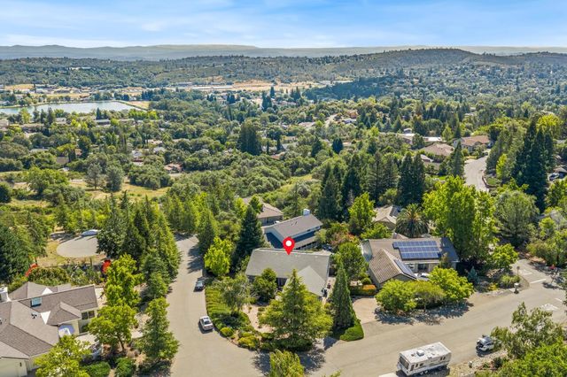3133 Woodleigh Ln, Cameron Park, CA 95682