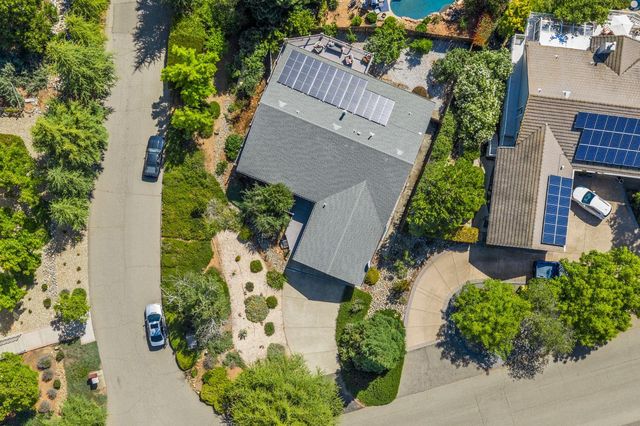 3133 Woodleigh Ln, Cameron Park, CA 95682