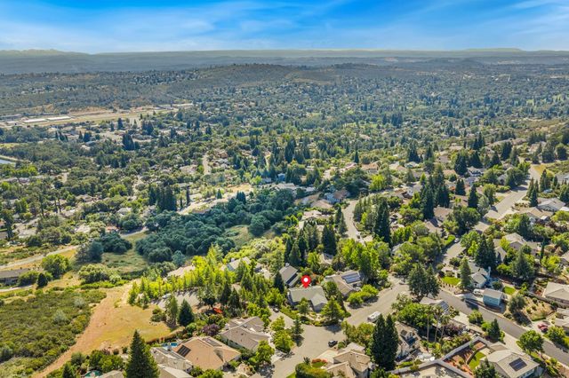 3133 Woodleigh Ln, Cameron Park, CA 95682