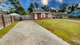 308 Coffee St, Dequincy, LA 70633