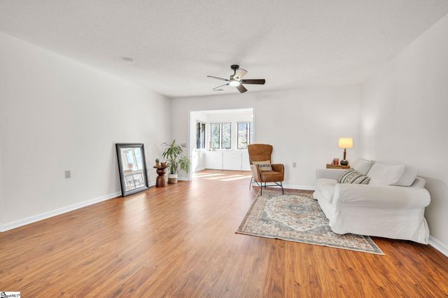 6 Milstead Way, Greenville, SC 29615