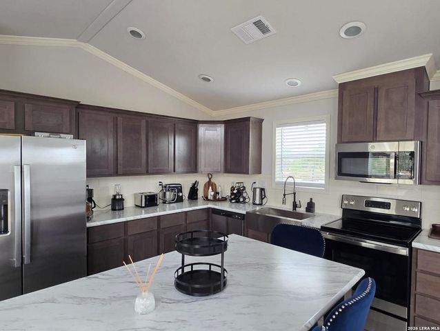 13083 Fm 2779, Moore, TX 78057