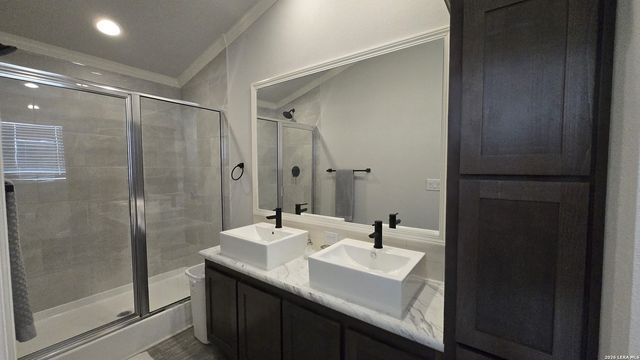 13083 Fm 2779, Moore, TX 78057