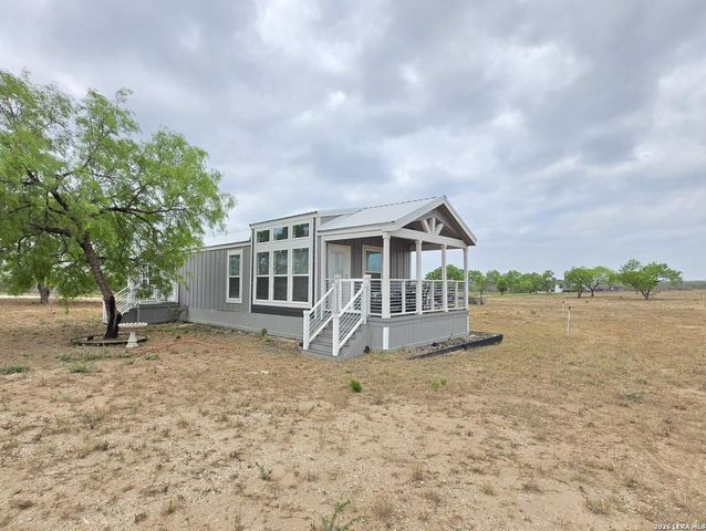 13083 Fm 2779, Moore, TX 78057
