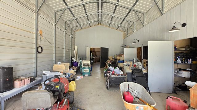 13083 Fm 2779, Moore, TX 78057