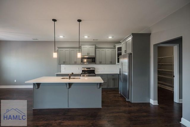 102 Mangrove Court, Jesup, GA 31546