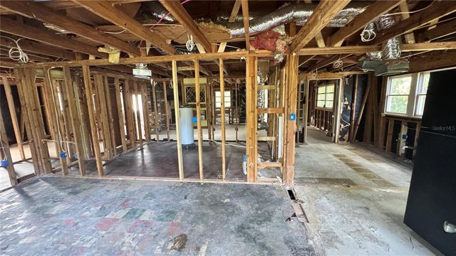 1106 E ARIZONA AVENUE, Deland, FL 32724